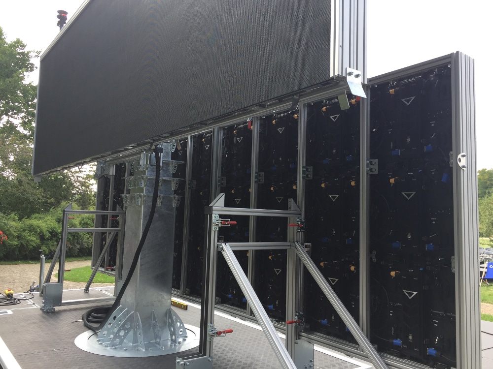 LED-Wand Trailer ausleihen Berlin