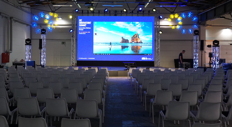Eventtechnik für Tagungen und Konferenzen LED-Videowand