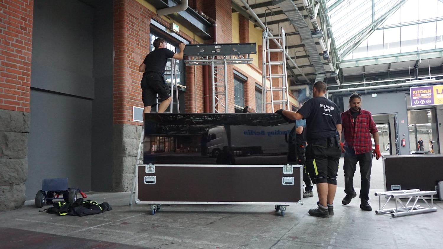 Großbildschirm mieten in Berlin
