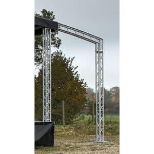 Mieten Sie diese PA-Wings zusätzlich zu unserer Outdoor-Bühne
